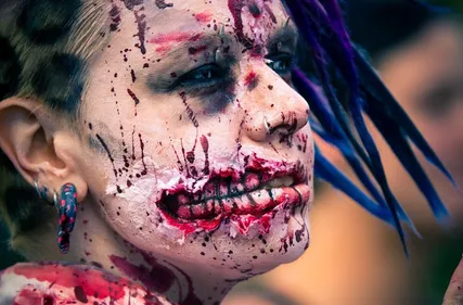 Bordeaux : le parcours de la zombie walk fait débat