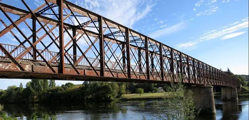 Dordogne : un pont fermé en urgence