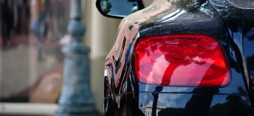 Dordogne : condamné pour avoir foncé avec sa voiture sur le maire...