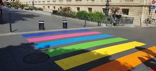 Bordeaux : un rassemblement pour dénoncer l’agression d’une jeune...