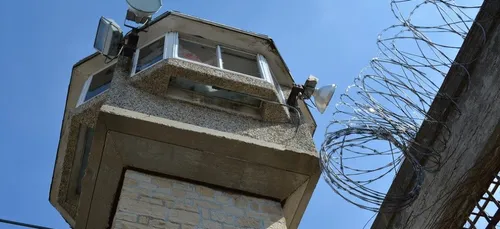 Femme tuée de plusieurs coups de couteau en Gironde : son...