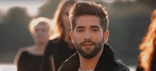 Kendji Girac adresse un message émouvant à l’EHPAD où se trouve sa...
