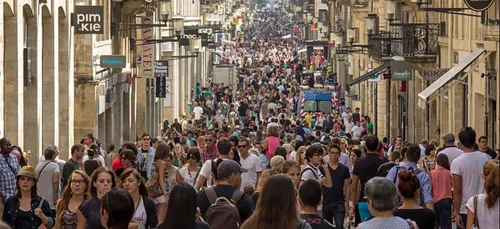 11 mai : la rue Sainte Catherine à Bordeaux réaménagée