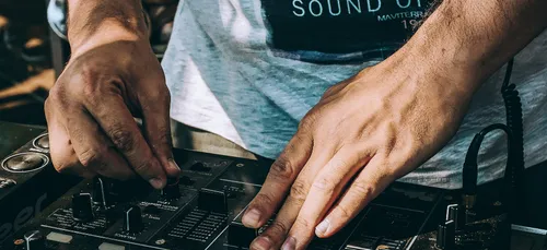 Bassin d’Arcachon : 2 500 personnes réunies dans une rave party !