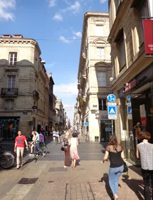 Soldes à Bordeaux : "le scénario catastrophe évité"