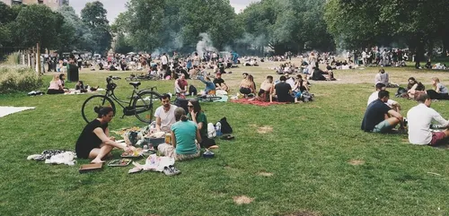 Covid :  les rassemblements limités à 10 dans les parcs à Bordeaux