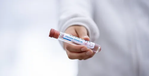 Covid : le centre de dépistage de la gare Saint-Jean de Bordeaux...