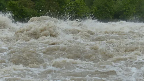 Sainte-Foy-La-Grande : un homme se noie dans la Dordogne