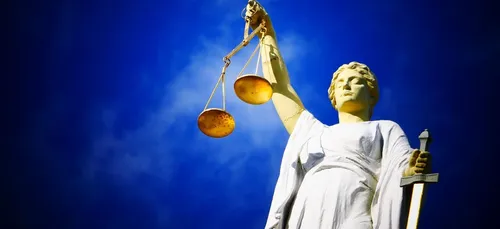 Bordeaux : une mobilisation contre l'expulsion de Rolandi et de sa...