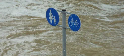 Gironde : 32 routes coupées à cause d'inondations