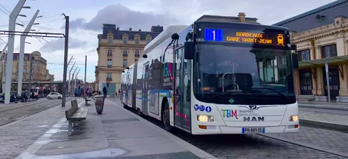 Métropole bordelaise : certains bus équipés pour payer son ticket...