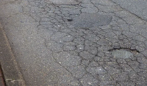 Gironde : attention aux nids-de-poule