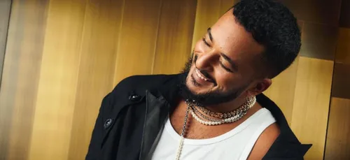 Single, album, featuring : Slimane répond aux questions de ses fans