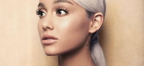 Ariana Grande dévoile une adorable vidéo d’elle enfant, elle est...
