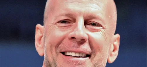 Bruce Willis se fait ridiculiser par Demi Moore dans une émission...