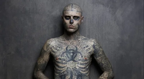 Le mannequin Zombie Boy est mort