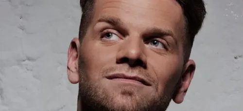 Keen’V annonce un heureux événement (Photo)