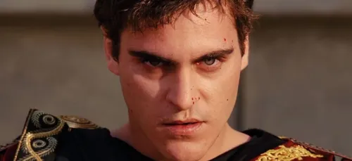 Les premières images effrayantes de Joaquin Phoenix maquillé en...
