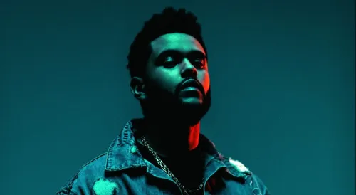 Selena Gomez hospitalisée : The Weeknd reste en retrait pour une...