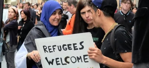 Rassemblement hier sur les quais de Bordeaux en soutien aux réfugiés