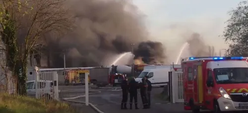 Explosion de camions citernes 