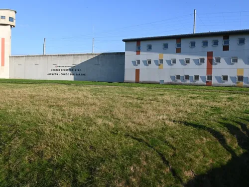 Prison de Condé-sur-Sarthe : un rapport accable l'établissement