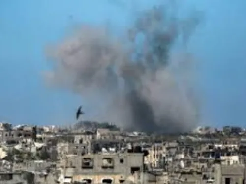 Gaza en flammes, Ukraine sous attaques record, Syrie : enquête sur...