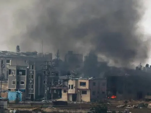 Israël intensifie ses raids à Gaza, deuil au Portugal, crise...