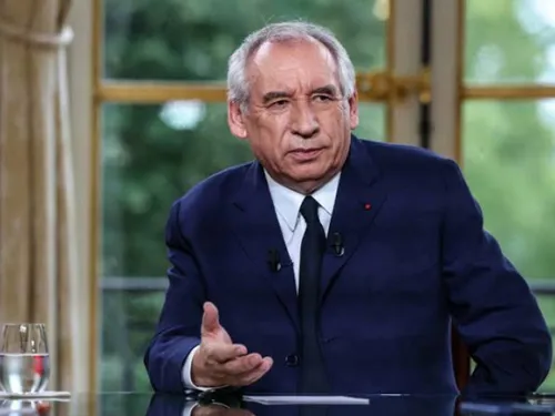 Israël vise Gaza, Bayrou menacé à Matignon et alerte sur la dette...
