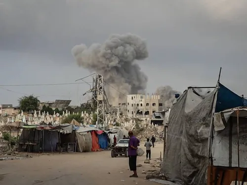 Gaza en flammes, ONU prolonge la FINUL, Paris-Londres-Berlin...