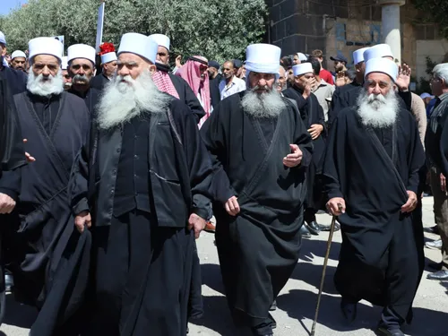 Les Druzes: histoire, croyances et survie d'une communauté ...