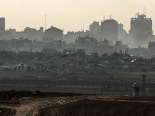 L'armée israélienne "se prépare à prendre le contrôle de la ville...