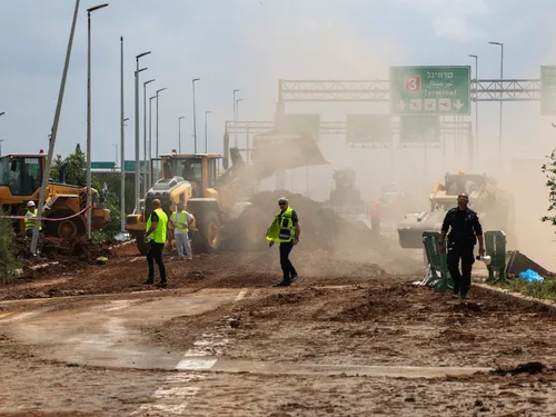 Frappes israéliennes à Gaza et raids américains au Yémen