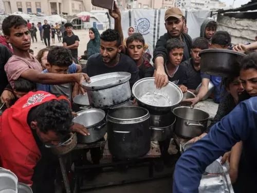 Reprise limitée de l'aide humanitaire à Gaza après deux mois de...