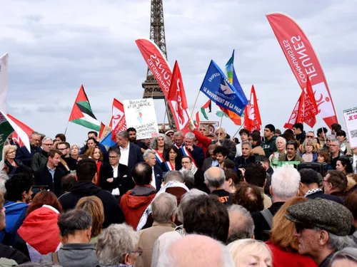 France : la gauche mobilisée pour dire « stop au génocide » à Gaza