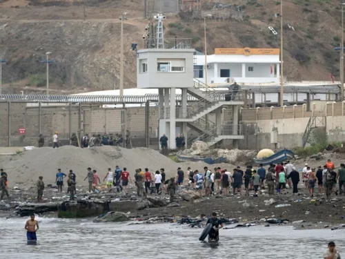 Crise migratoire de Ceuta : Madrid et Rome s’accordent pour lever...