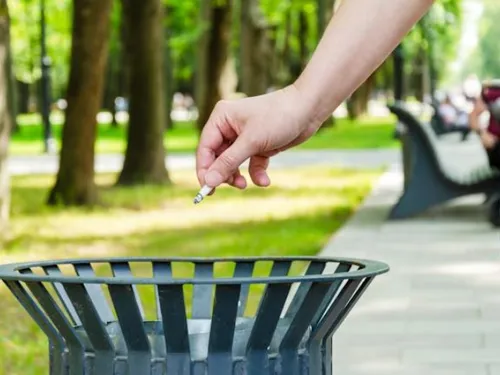 Interdiction de fumer en France : quels sont les lieux concernés à...