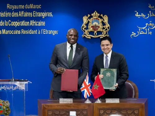 Le Royaume-Uni appuie le plan d'autonomie marocain pour le Sahara...