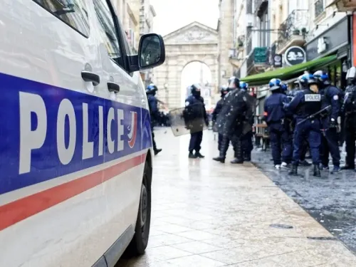 UNE ATTAQUE AU COUTEAU A NANTES , ET 20 MORTS A GAZA