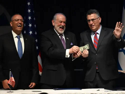 Jérusalem : les États-Unis scellent un bail de 99 ans pour leur...
