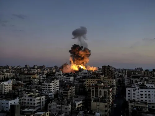 Gaza sous les bombes, massacres en Syrie