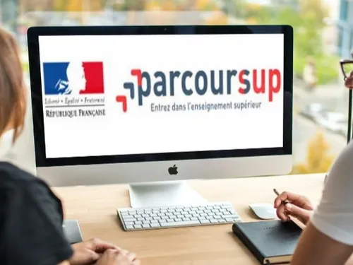 Choisir sa voie avec Parcoursup : mode d’emploi et témoignages...