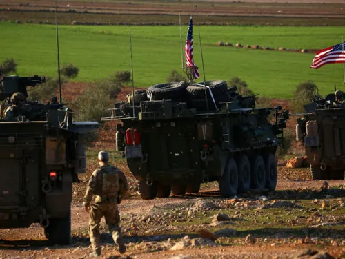 Retrait américain de Syrie : fin de 12 ans, début de nouveaux...