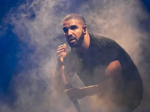 Comment Mbappé  a fait perdre 1 million de dollars à Drake.