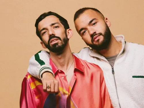 "Coup de Vieux"  : Bigflo & Oli en duo avec Julien Doré