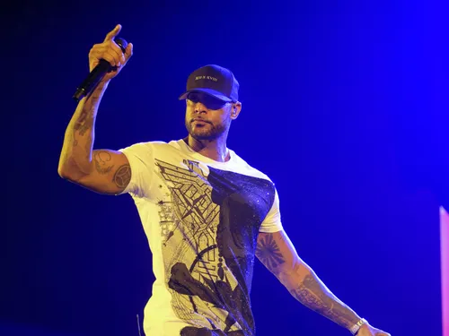 Booba: sa fille Luna sur scène au Stade de France
