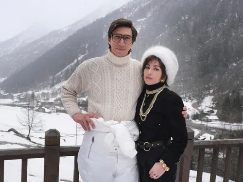 Lady Gaga dévoile une 1ère photo du tournage de "House of Gucci"