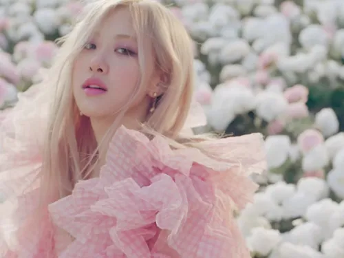 BLACKPINK : Rosé se lance en solo