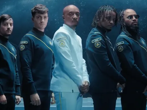 Soprano reprend Gold pour son nouveau single