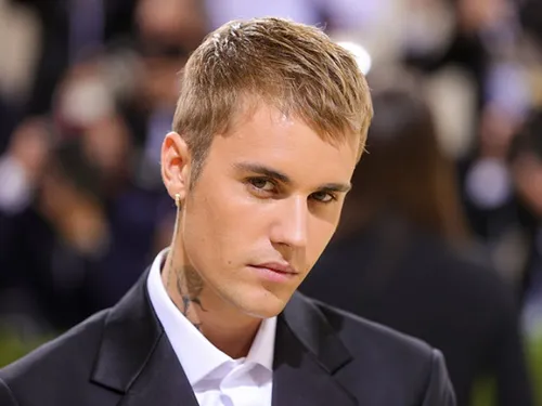 Justin Bieber reprend sa tournée mondiale